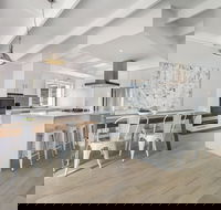 Canterbury Beach House - Hervey Bay Accommodation