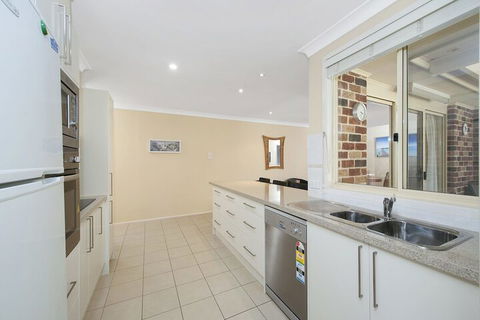 The Bay House 48 Government Road - Tourism Hervey Bay 6