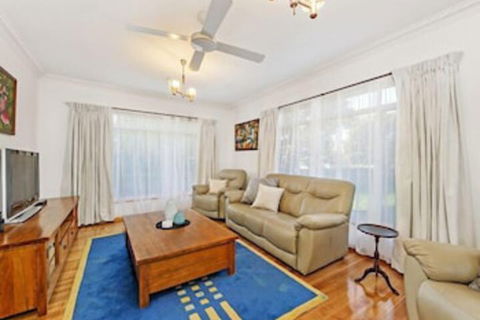Cowes Phillip Island Holiday Home - Hervey Bay Accommodation 4