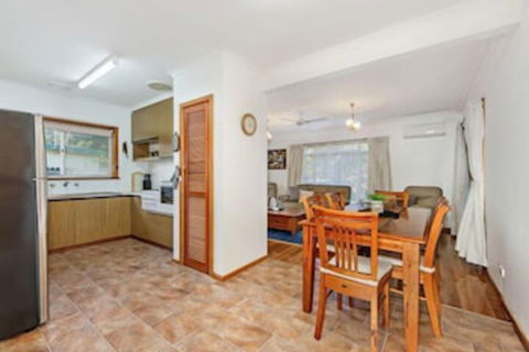 Cowes Phillip Island Holiday Home - Hervey Bay Accommodation 3