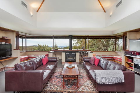 Summer House - Hervey Bay Accommodation 2
