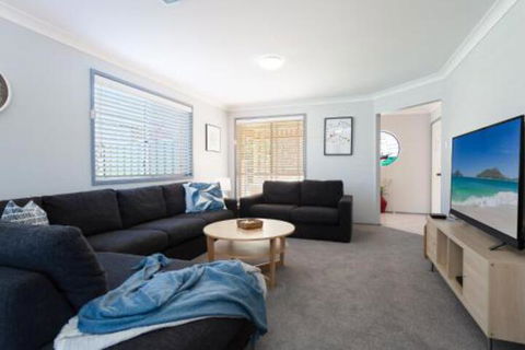 Rocky Pt Rd 83A Fingal Bay - Tourism Hervey Bay 1