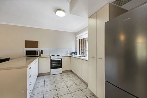 Growder Court 3 - Coolum Beach QLD - Tourism Hervey Bay 5