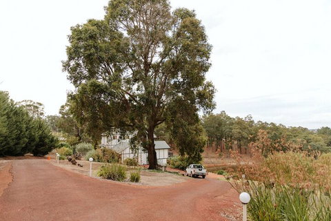 Nannup Hideaway - Hervey Bay Accommodation 1