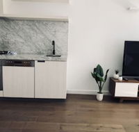 Level 8 Marvelous Apartment with pool access - Tourism Hervey Bay