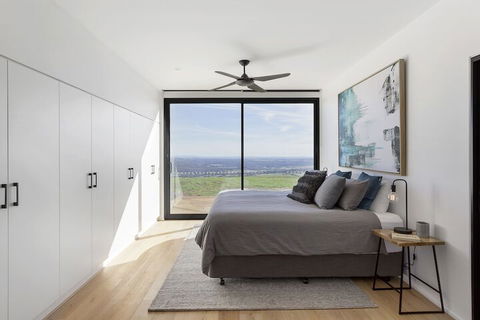 Sky High - Hervey Bay Accommodation 1