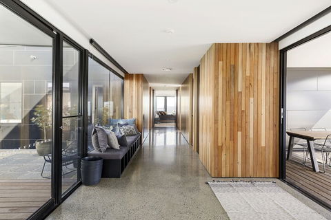 Sky High - Hervey Bay Accommodation 3