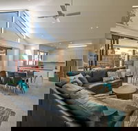 Sails on Chapel - Hervey Bay Accommodation