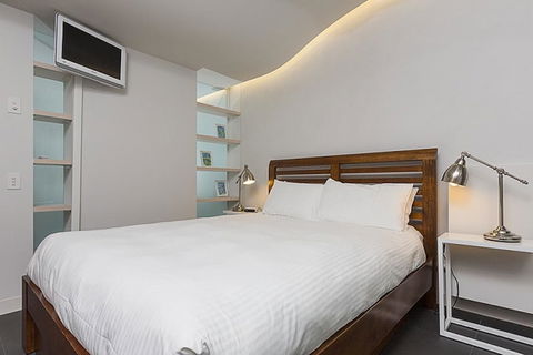 Accommodate Canberra - Nishi - Tourism Hervey Bay 2