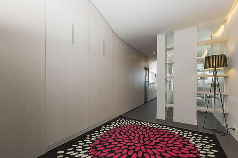 Accommodate Canberra - Nishi - Tourism Hervey Bay 3