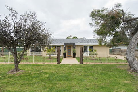 Xanadu Shores - Hervey Bay Accommodation 1