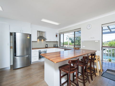 Neptunes Rest 55 Corrie Parade - Tourism Hervey Bay 1