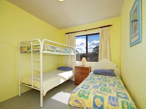 Promenade Unit 10 / 8 Intrepid Close - Hervey Bay Accommodation 6
