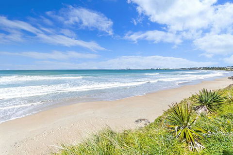 Aqua Mist Seascape - Hervey Bay Accommodation 2
