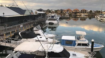 Marina View Chalets - Tourism Hervey Bay 1