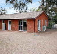 Sponars Onshore Apartment 1 - FREE unlimited WIFI - Hervey Bay Accommodation
