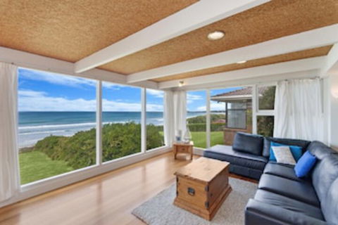 ONE FISH TWO FISH - Hervey Bay Accommodation 0