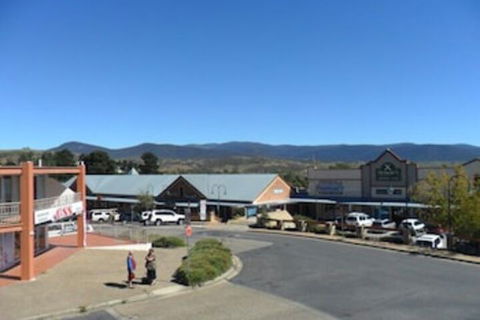 Razorback 11 - Razorback Plaza Jindabyne - Tourism Hervey Bay 1
