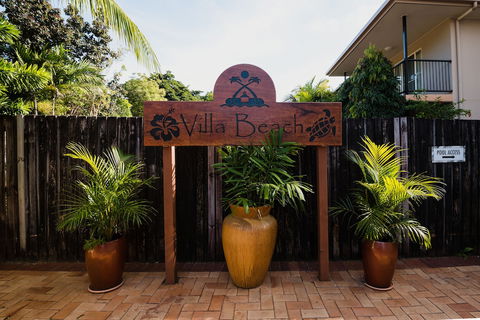 Villa Beach Palm Cove - Hervey Bay Accommodation 0