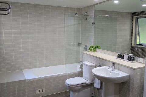 Jewel In The Crowne - Hervey Bay Accommodation 6