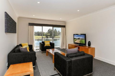 Villa On The Green - Hervey Bay Accommodation 3