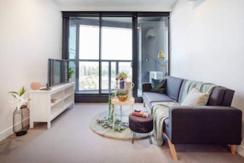 Holistay Premium - Swanston Central - Hervey Bay Accommodation 0