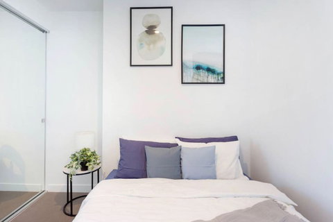 Holistay Premium - Swanston Central - Hervey Bay Accommodation 1