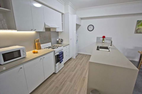 Morisset Serviced Apartments - Hervey Bay Accommodation 4