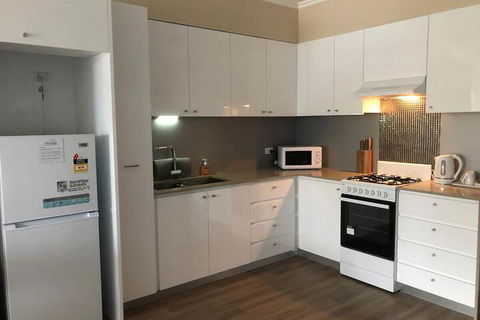Morisset Serviced Apartments - Hervey Bay Accommodation 7
