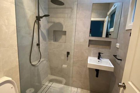 Pet Friendly 5 Victor Parade - Hervey Bay Accommodation 2