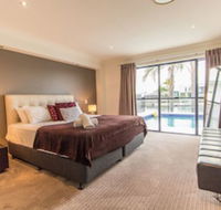 T E Peters Waterfront Holiday Home - Tourism Hervey Bay