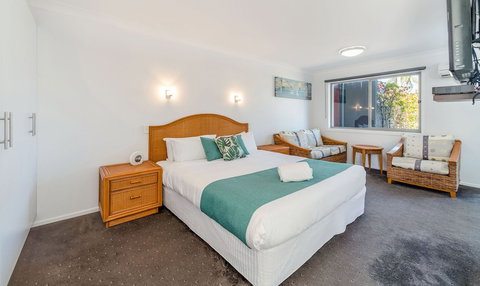 Adrift Apartments - Hervey Bay Accommodation 5