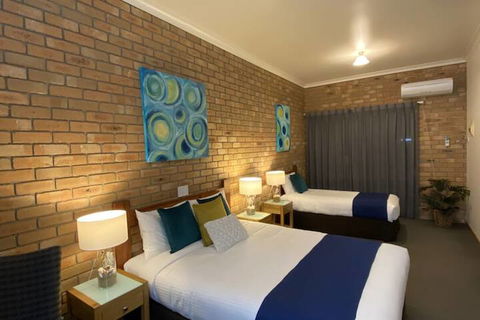 Coastal Waters Motor Inn - Hervey Bay Accommodation 6