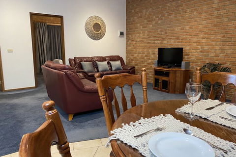 Coastal Waters Motor Inn - Hervey Bay Accommodation 5
