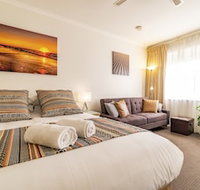 Ocean Sunset Glenelg Central Studio Apt - Tourism Hervey Bay