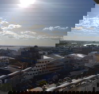 Watt Street Studio Apartment w / Ocean Views - Hervey Bay Accommodation