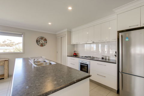 Pelican House - Hervey Bay Accommodation 3