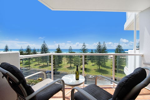 South Pacific Dream Central Broadbeach - Tourism Hervey Bay 6