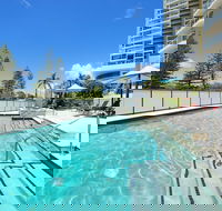 South Pacific Dream Central Broadbeach - Tourism Hervey Bay