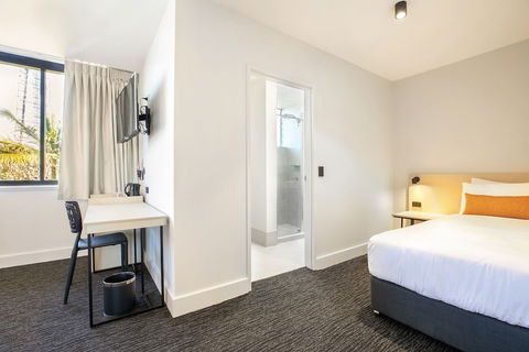 Nightcap At Chardons Corner Hotel - Hervey Bay Accommodation 0