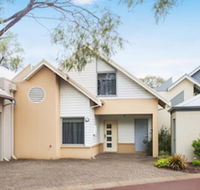 Beach Retreat - Hervey Bay Accommodation