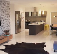 Big House in Melville - Tourism Hervey Bay