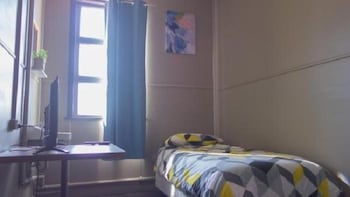 Kerwick Hotel - Hervey Bay Accommodation 3