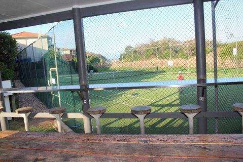 Aqualuna Apartments - Hervey Bay Accommodation 1