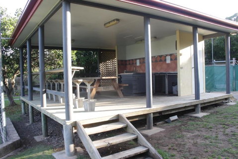 Aqualuna Apartments - Hervey Bay Accommodation 6