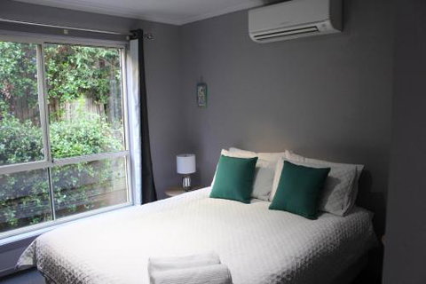 Aqualuna Apartments - Hervey Bay Accommodation 2
