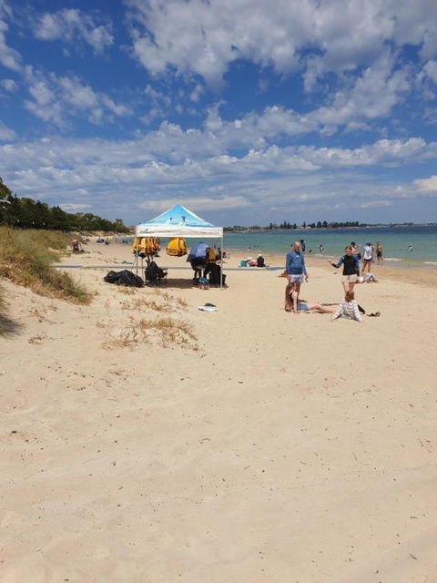 Beachside Retreat - Hervey Bay Accommodation 2