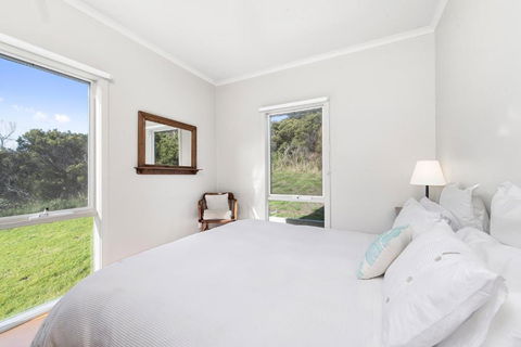 Joanna Cottage - Hervey Bay Accommodation 1