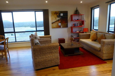 Hazards View Retreat - Hervey Bay Accommodation 2