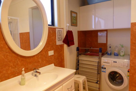 Hazards View Retreat - Hervey Bay Accommodation 3